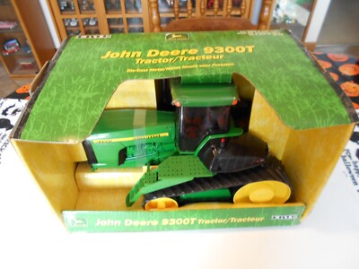 2000 Ertl 1:16th Scale John Deere 9300T Agricultural Crawler Tractor #15007, NIB