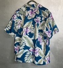 Vintage Men's Helena's Floral Hibiscus Hawaiian Shirt Polyester Size Medium
