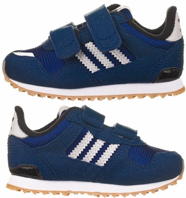 boys navy adidas trainers