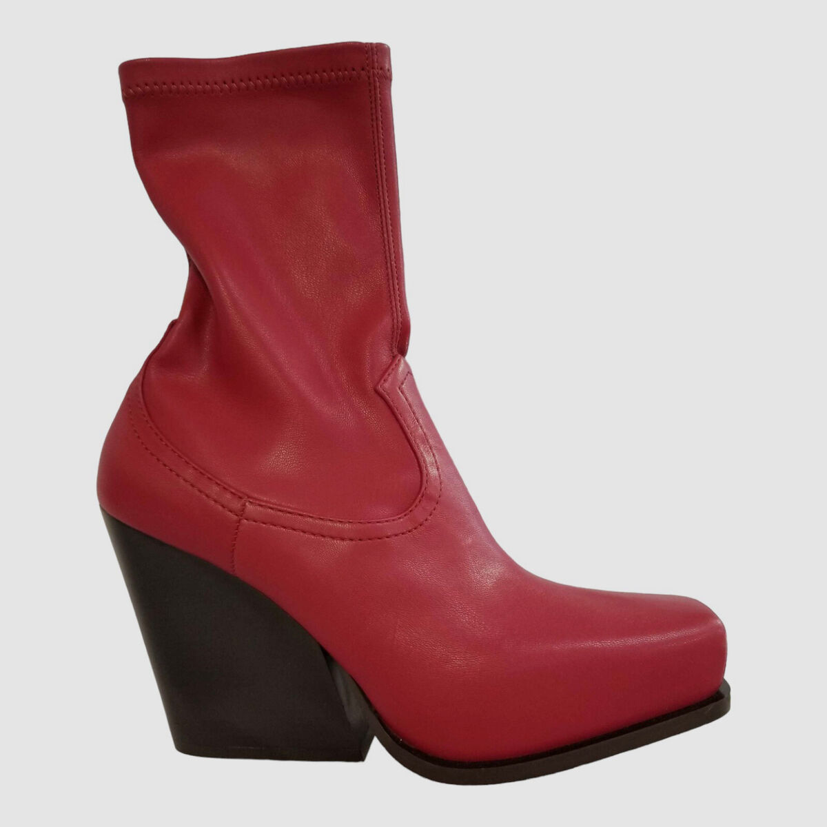 $1250 Stella McCartney Women Red Faux Leather Cowboy Ankle $1250 Stella McCartney Women Red Faux Leather Cowboy Ankle