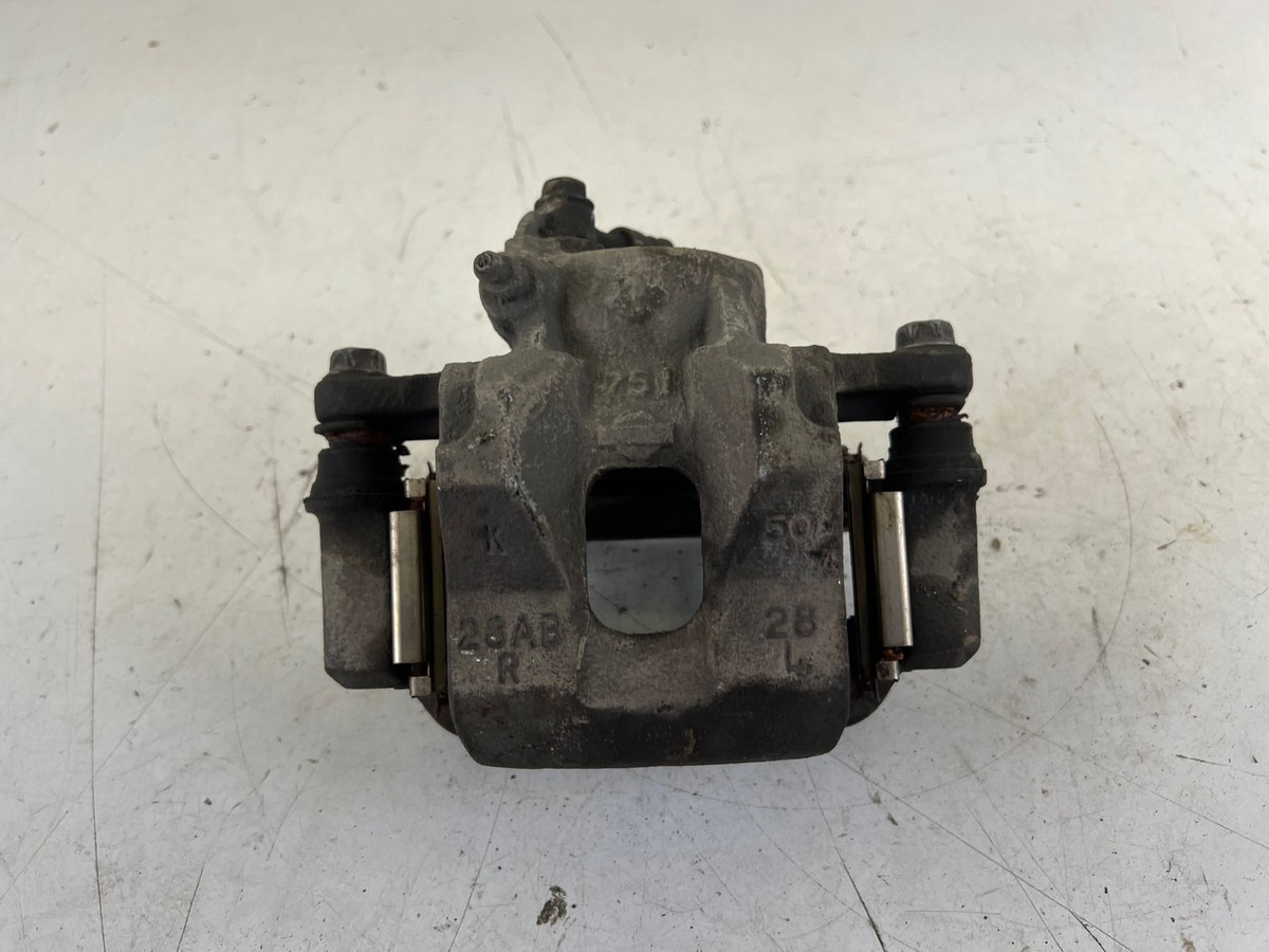 間中 87-89 Nissan 300ZX Right Front Brake Caliper Z31 OEM | eBay