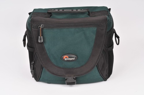 Lowepro Nova 3 AW Green Shoulder Bag for SLR with 3-4 lenses - Picture 4 of 10