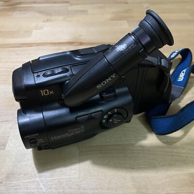 Sony CCD  TR 303E Video 8 Handycam Camera Camcorder  FOR PARTS