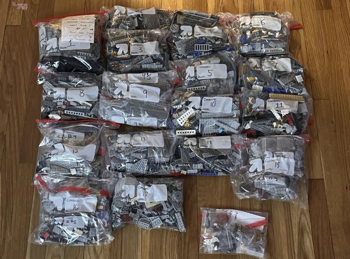 LEGO Star Wars UCS Millennium Falcon 75192.  Read Description