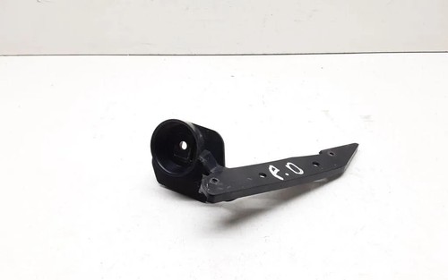 BMW 3 E90 Rechte Scheinwerferhalter 7058448 1.80 Diesel 2009 33730115