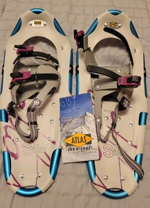 Atlas S21 Snowfall Snowshoes  and Atlas Poles