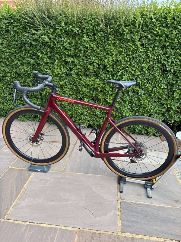 Cervelo Aspero Gravel Bike 54cm (Medium) Carbon, SRAM Force AXS 12 speed