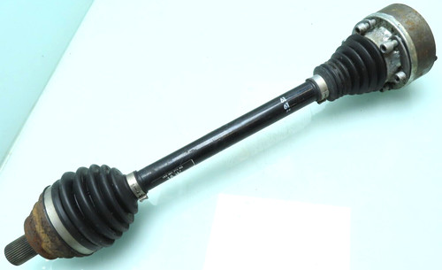 VW GOLF 5 V / 2,0SDI / ANTRIEBSWELLE / vorne links / 1K0407271AQ / 550mm (M313)