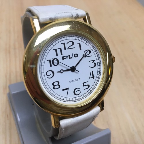 vintage folio watch~clean gold tone leather band analog quartz