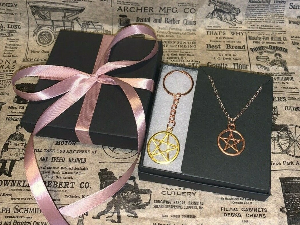 Rose gold pentagram online necklace