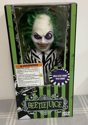 Mezco Toyz MDS Mega Scale Beetlejuice sprechende 15'' Actionfigur