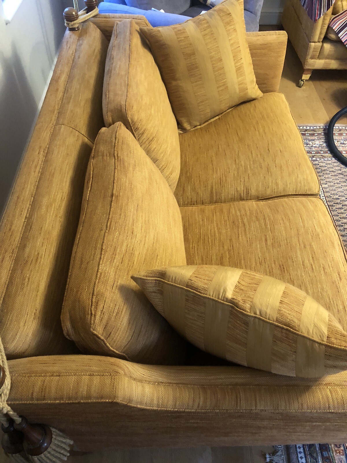 Elegant luxury Handmade Duresta drop arm trafalgar sofa. 2nd of 2 eBay