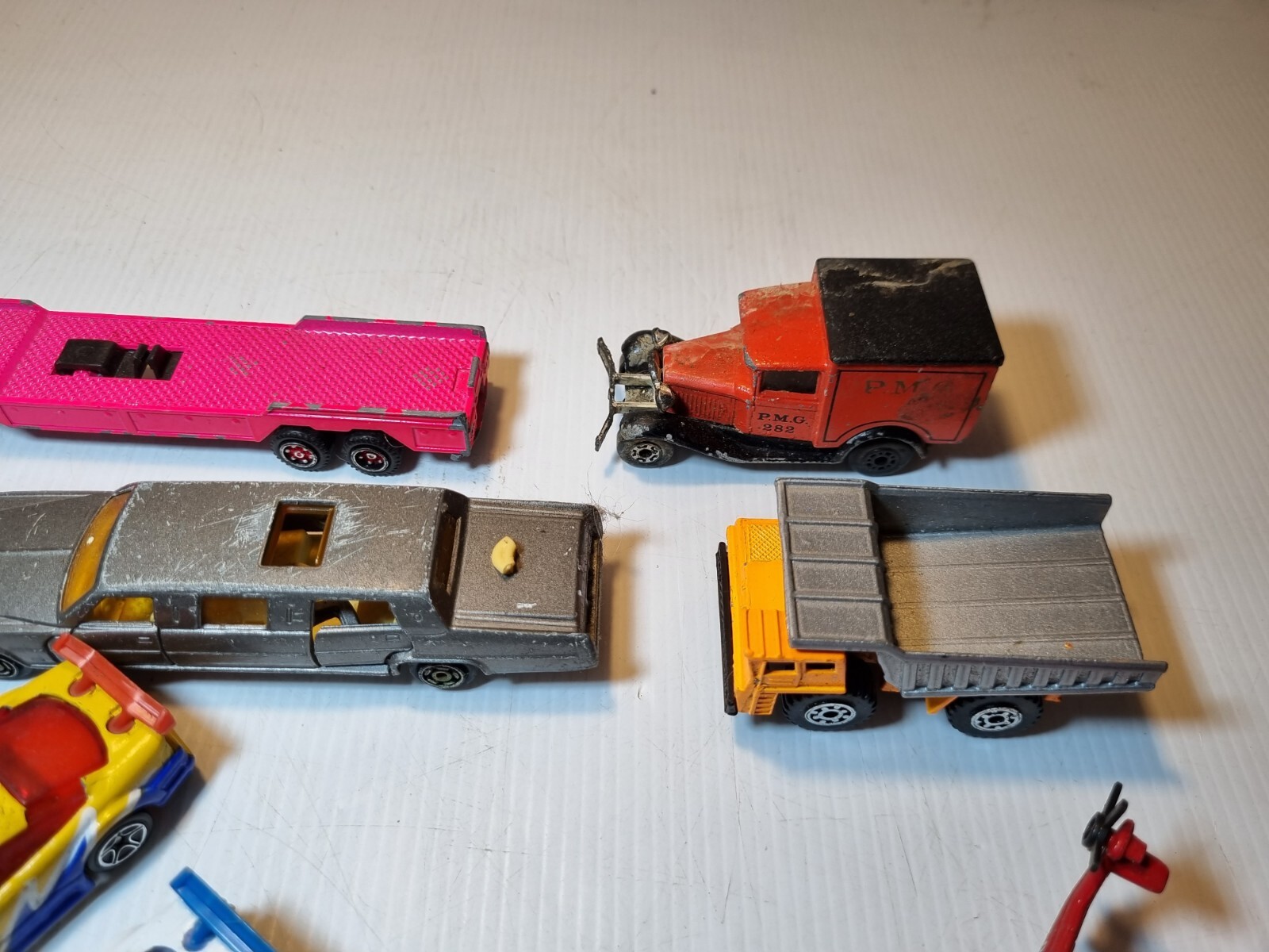 VINTAGE Matchbox & Other Cars Bundle 1980s X34 CONDITION IN PHOTOS