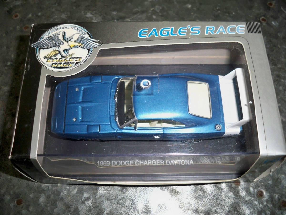 UNIVERSAL HOBBIES DODGE Charger Daytona n°99 Talladega 1970 1.43
