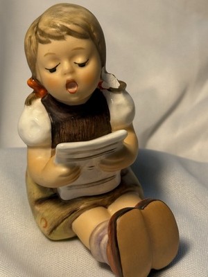 Vintage W. Goebel West Germany Girl Sitting Singing Hummel Figurine 2.75'' Tall