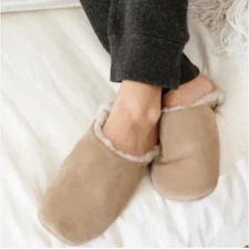 JENNI KAYNE SUEDE MOROCCAN SLIPPER $245 TAUPE SIZE MEDIUM + DUST BAG