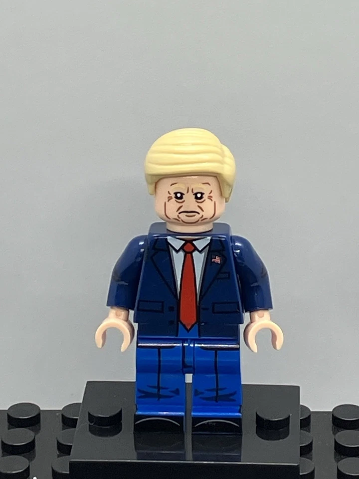 Minifigura personalizada de Donald Trump Foto 2 de 4