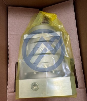 VRS-100B-10-K3-28HA22 brand new Reduction gearboxe VRS-100B-10-K3-28HA22