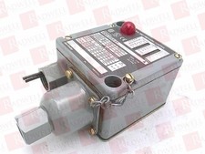 ALLEN BRADLEY 836T-T253JX9 / 836TT253JX9 (USED)