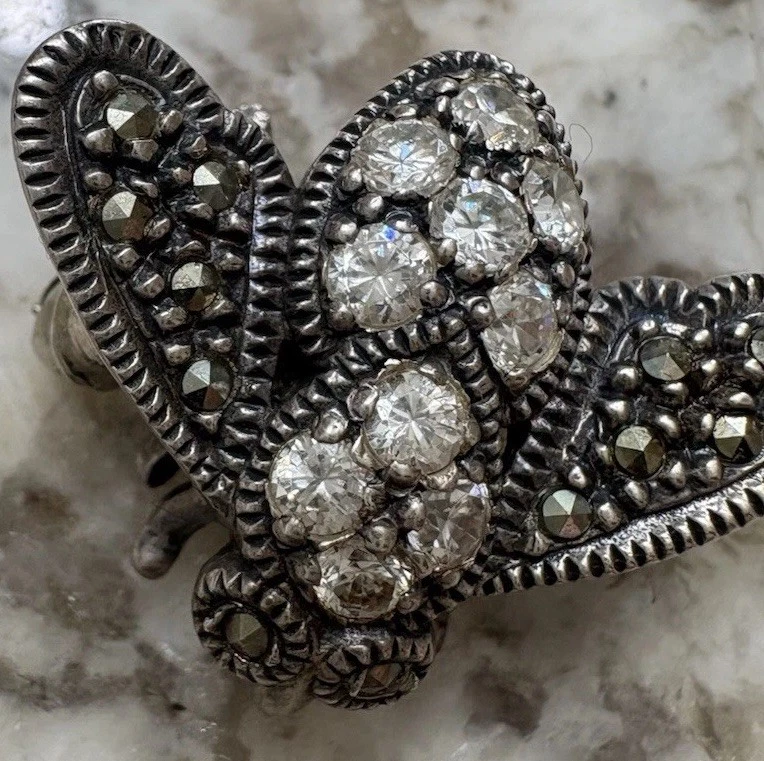 Prendedor de colección Judith Jack abejorro plata de ley 925 marcasita cristales transparentes Foto 2 de 4