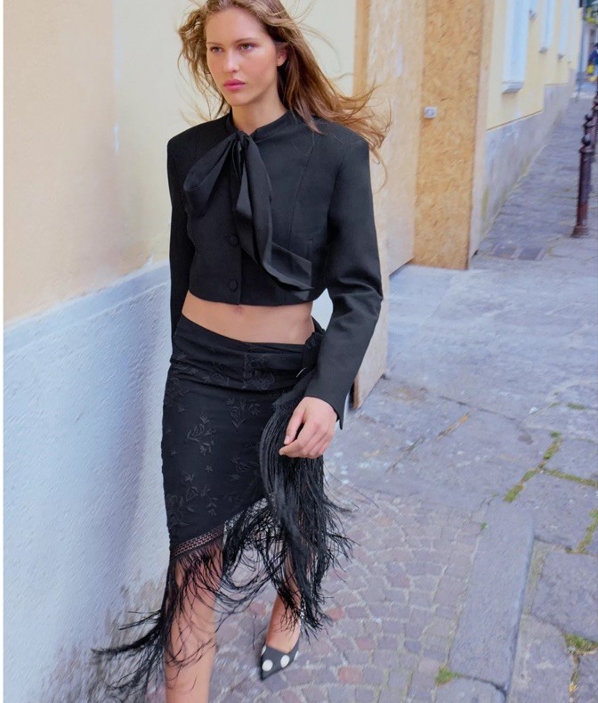 ZARA NWT $99 WOMAN SS25 FRINGED EMBROIDERED SKIRT BLACK | 0881/416