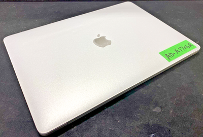 A1706 Apple MacBook Pro 13