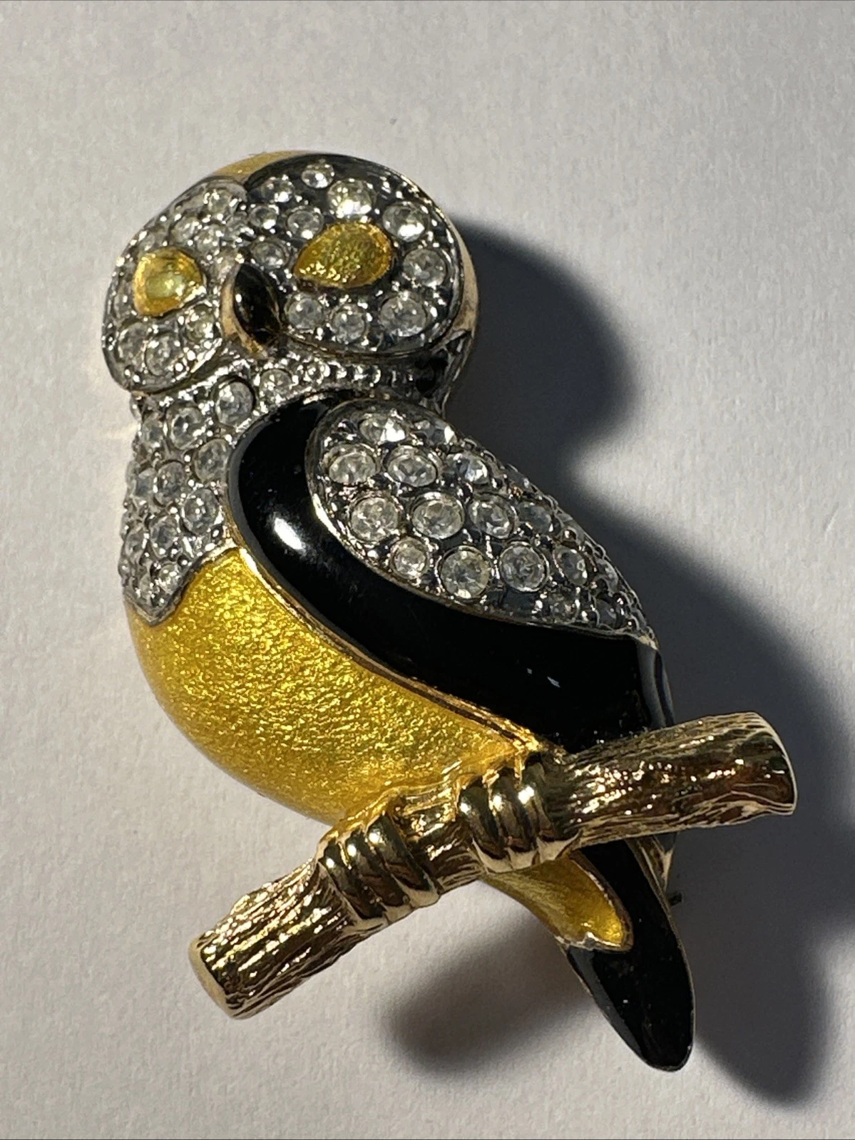 Broche Hibou Dorée, Jaune Et Noir Avec Strass Blanc Bijoux Fantaisie