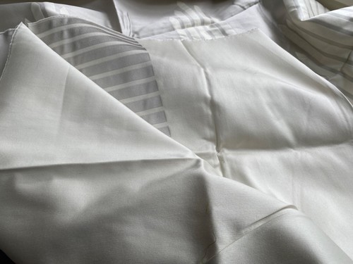 2.3m x 142cm Silk & Cotton Cream/Putty Brocade Furnishing fabric remnant crafts - Picture 4 of 6