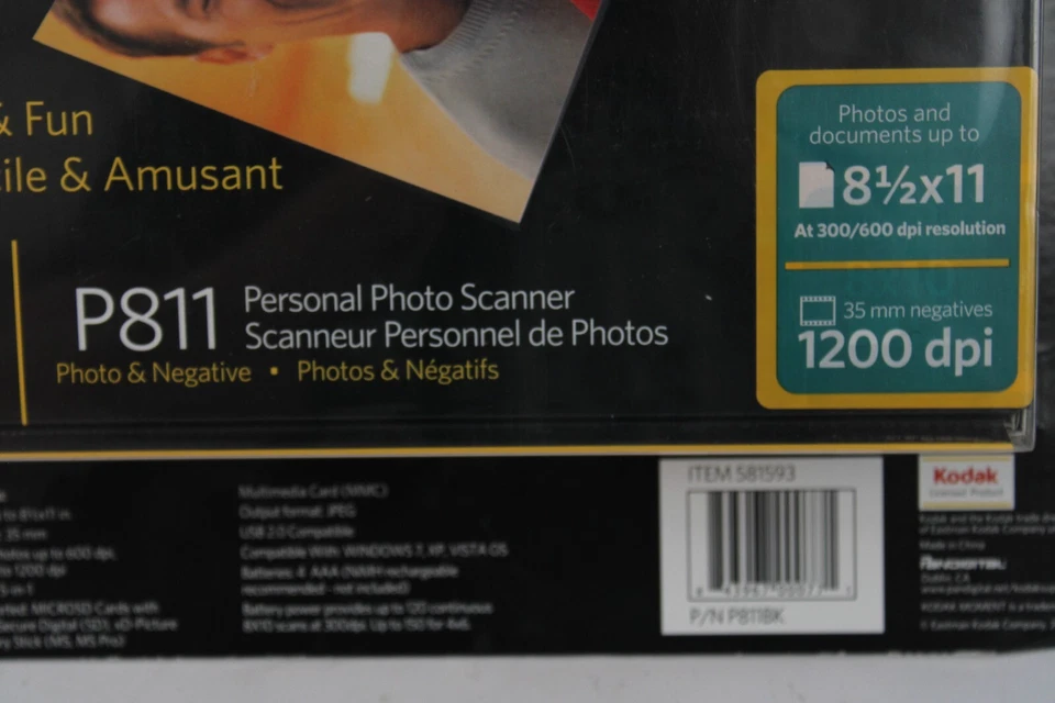 Kodak P811 Personal Photo & Negative Scanner 8x10 Film Roll Document Black New - Image 3 of 4