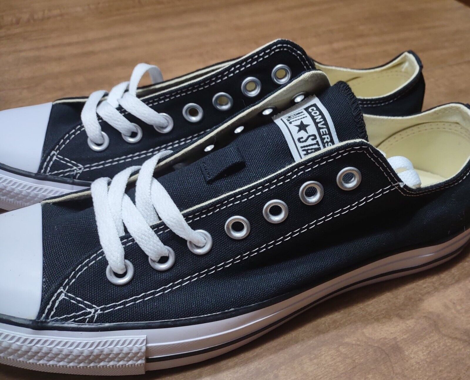 CONVERSE ALL STAR CHUCK TAYLOR LOW M9166 PRETO/BRANCO