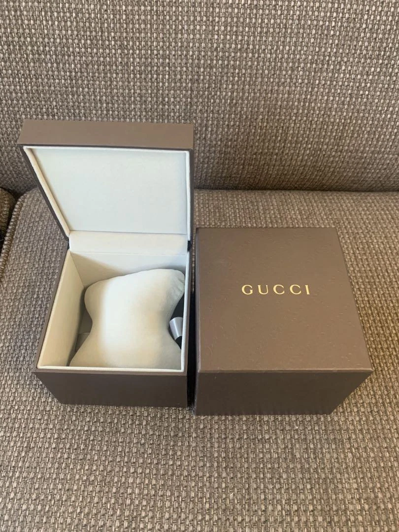 Montre Gucci étui vide