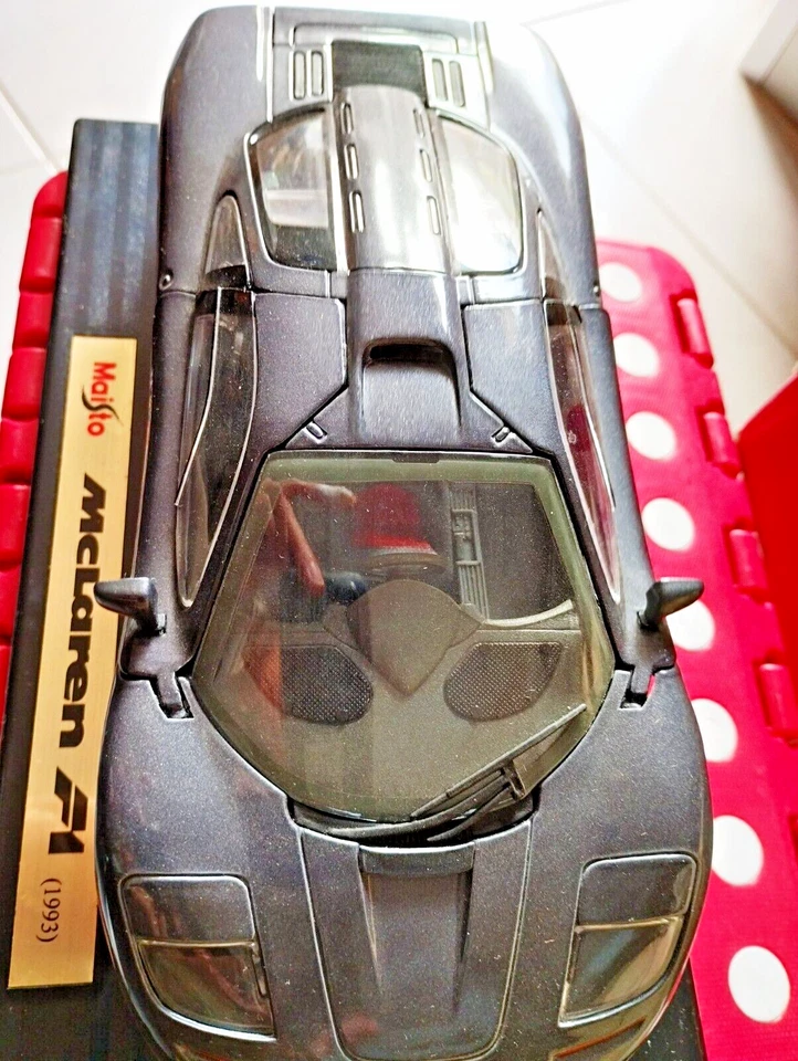 MAISTO MC LAREN F1  GRIS ANTHRACITE 1/18 31810 +BOITE FISSUREE ETAT NEUF - Photo 3/4