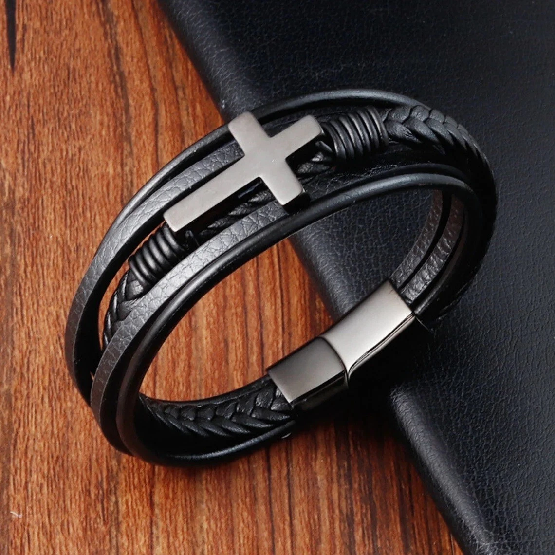 TIONEER Titanium Grooved Cross Link Bracelet For Men | Identity Style 8.5 Inch