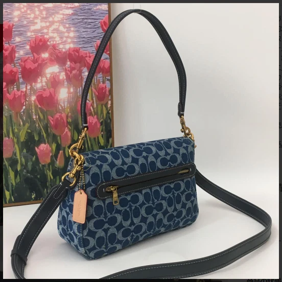 Borsa a tracolla Coach Ca105 Tabby firmata denim outlet nuova