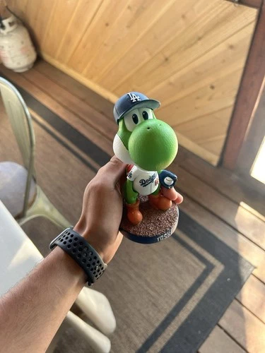 LA DODGERS x SUPER MARIO GALAXY YOSHINOBU YAMAMOTO 'YOSHI' BOBBLEHEAD IN HAND