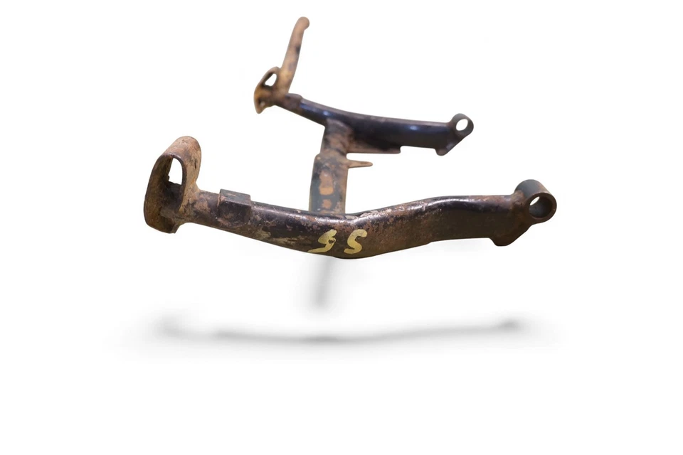 SOPORTE CENTRAL SUZUKI 1972-77 GT750 GT550 *2881A S5 2  Foto 2 de 4