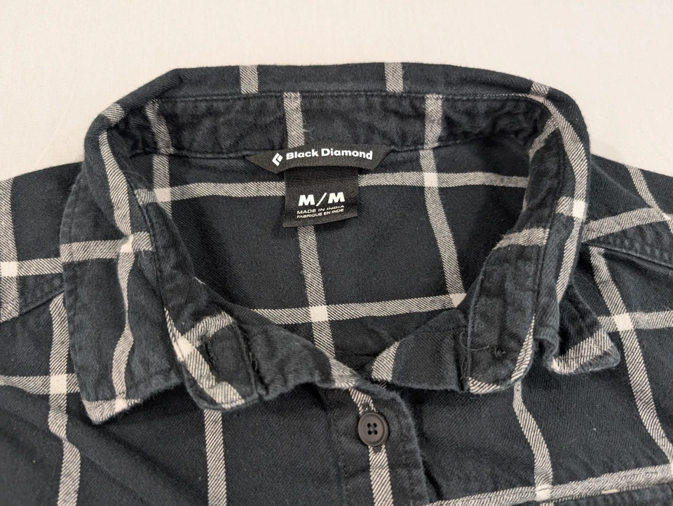 Camisa Diamante Negra Mujer Mediana Negra Ventana Abotonada Foto 2 de 4