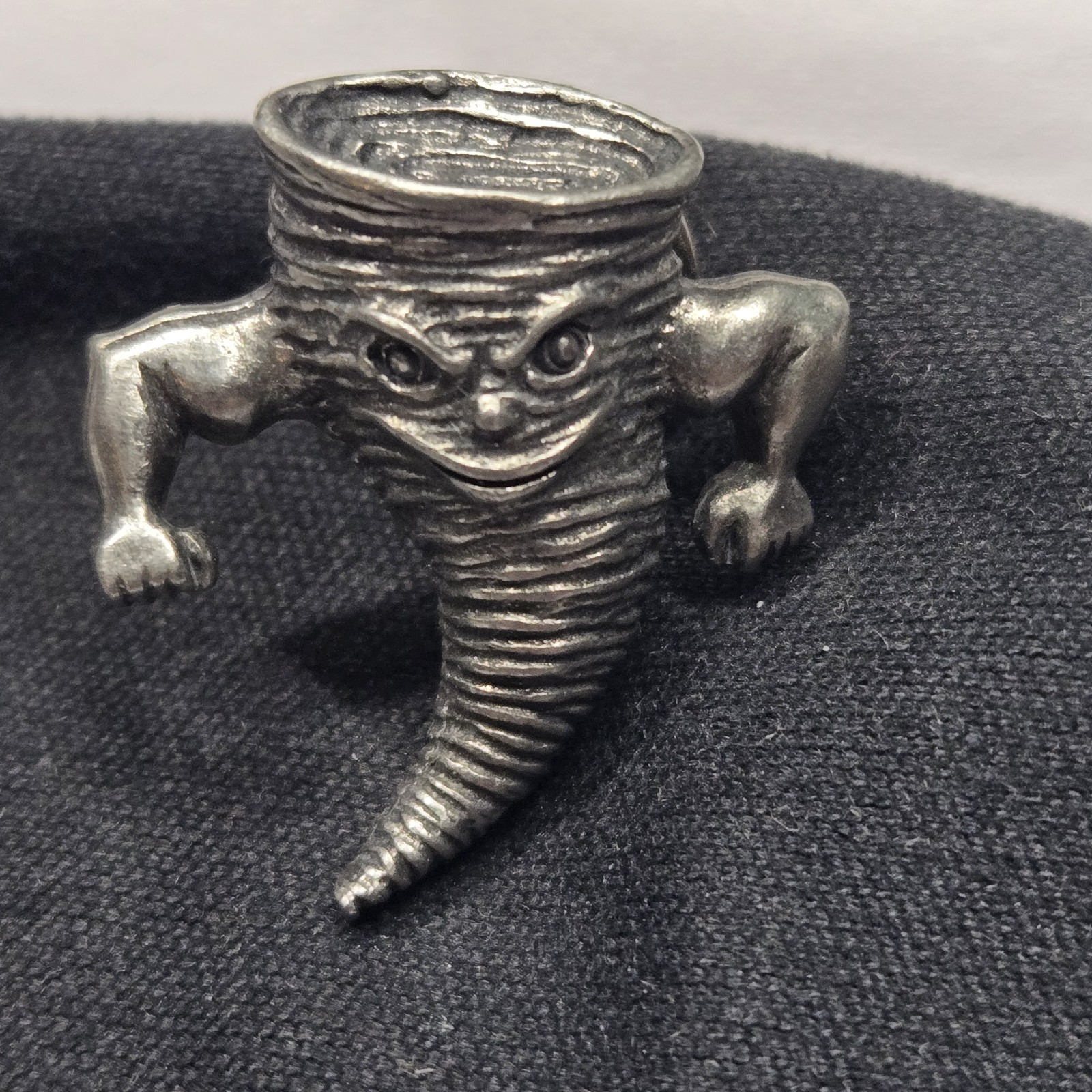 Picture 1 of 3