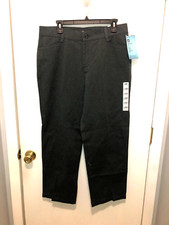 NWT Lee Womens SZ 14 Short Relaxed Fit Plain Front Straight Leg Pants 34X29