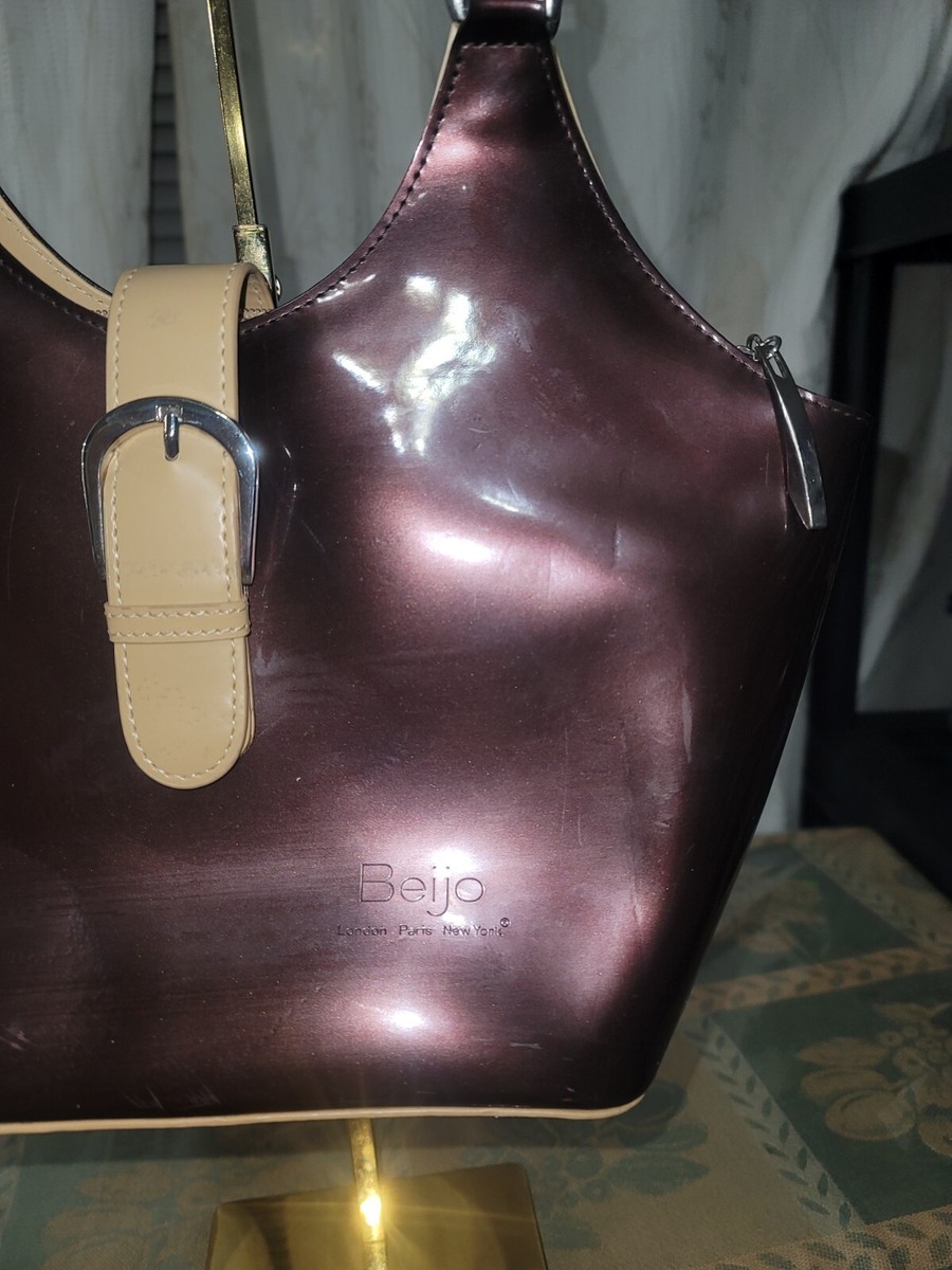 Beijo Copper Tan Snap Closure Purse Vinyl Synthetic London Paris New  York-read