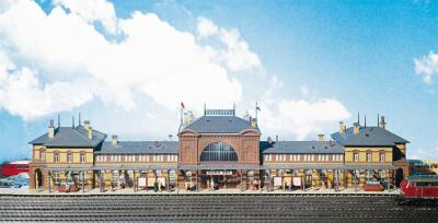 Faller 212113 N Scale Bonn Station (Epoch I 1880 - 1920)