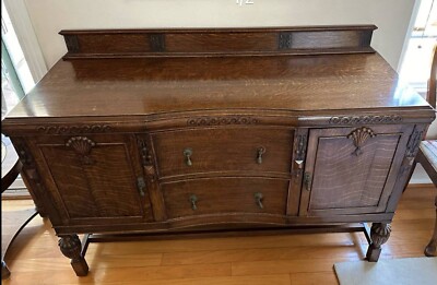 Beautiful Early Century Oak Buffet