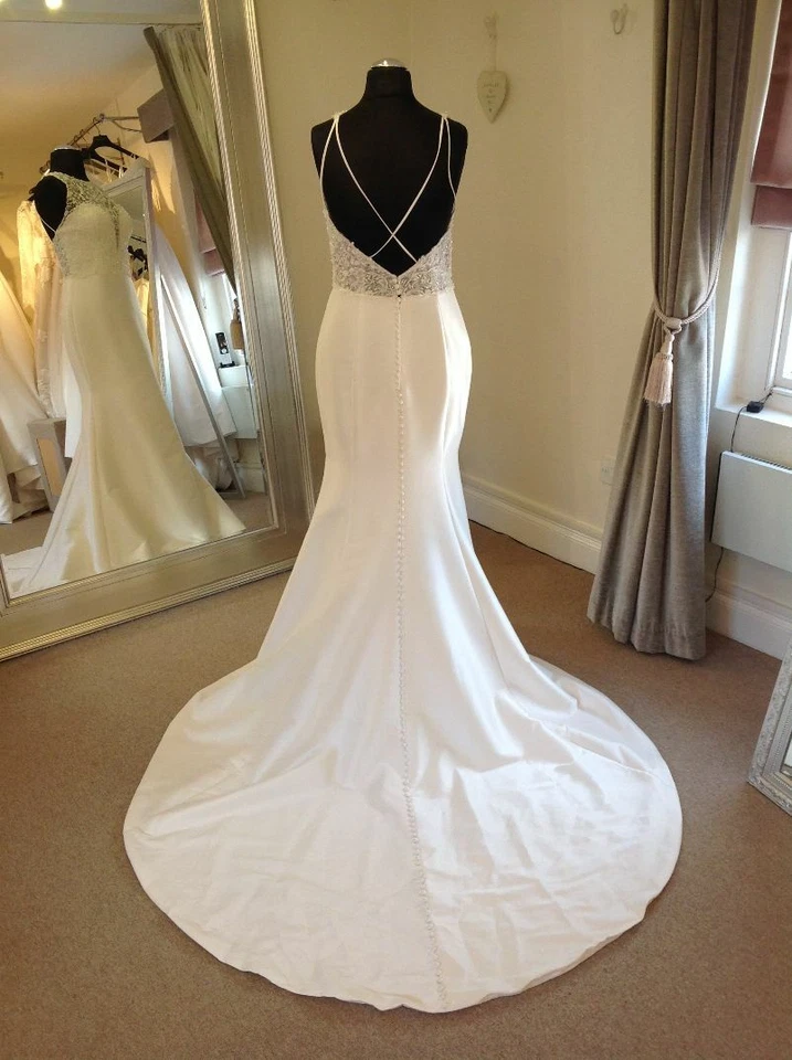 Wedding Dress by Justin Alexander Style 88135 Ava - Image 4 of 4