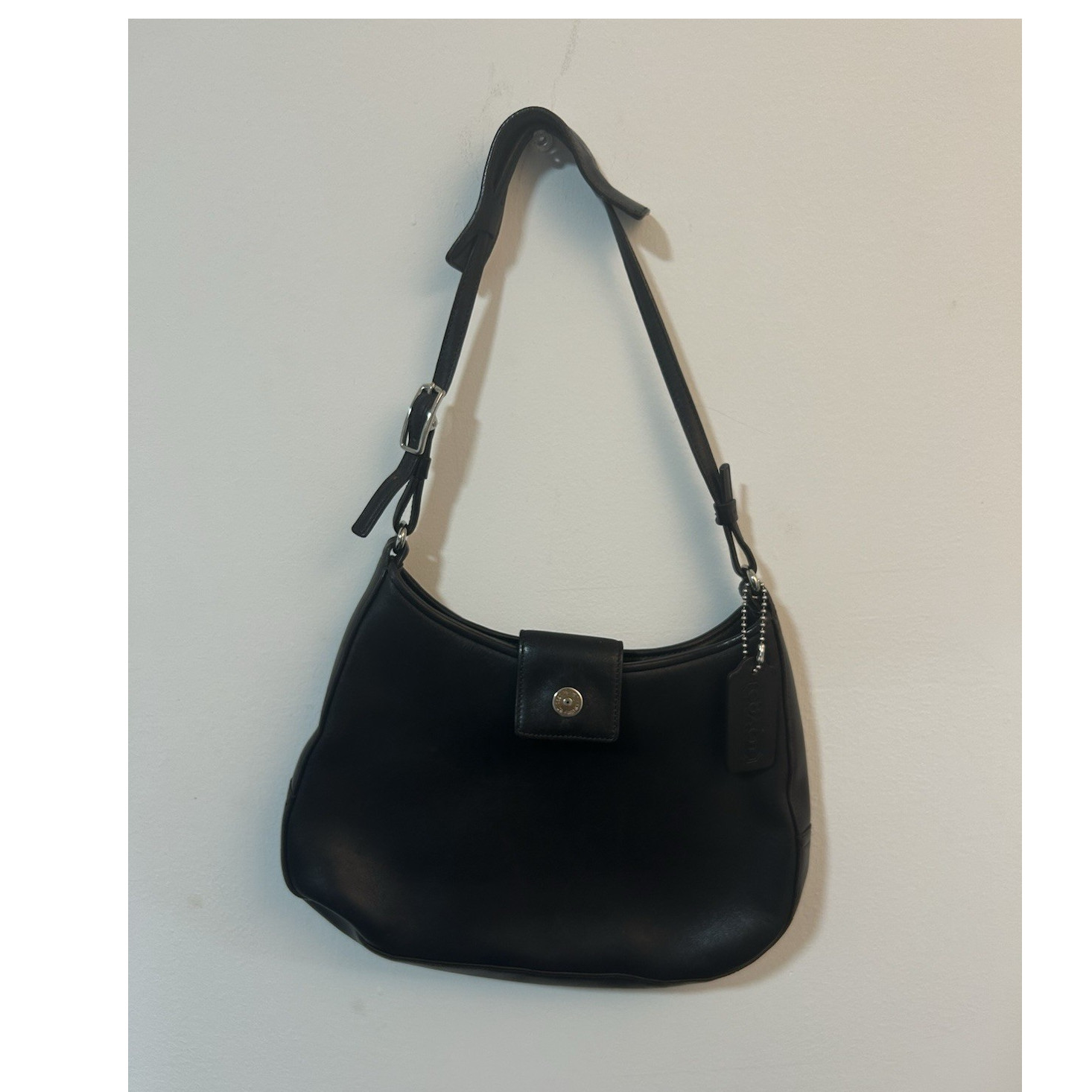 Coach Black Shoulder Bag Button Closure Logo Tag Silver Hardware Inner Pockets