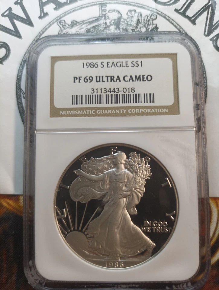1986 S S$1 American Silver Eagle NGC PF 69 Ultra Cameo EK106-08 - Image 2 of 3