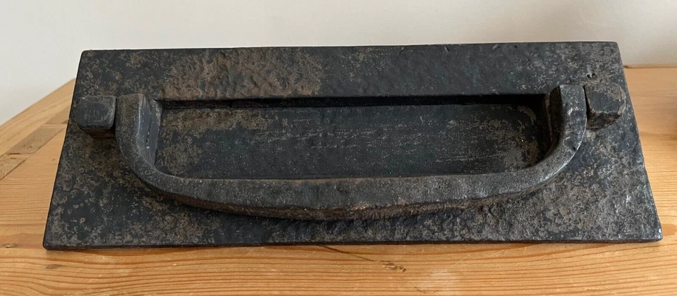 Antigua combinación de ranura de correo negro martillado de hierro forjado/llama postal 11 3/4" Foto 2 de 4