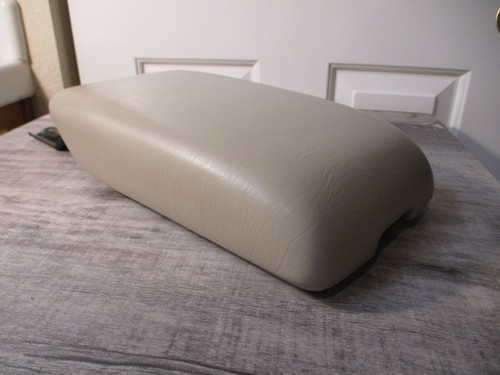 2000-2004 Toyota Avalon XLS Console Lid Armrest Ivory Tan Beige OEM Clean CA Car - Picture 7 of 17