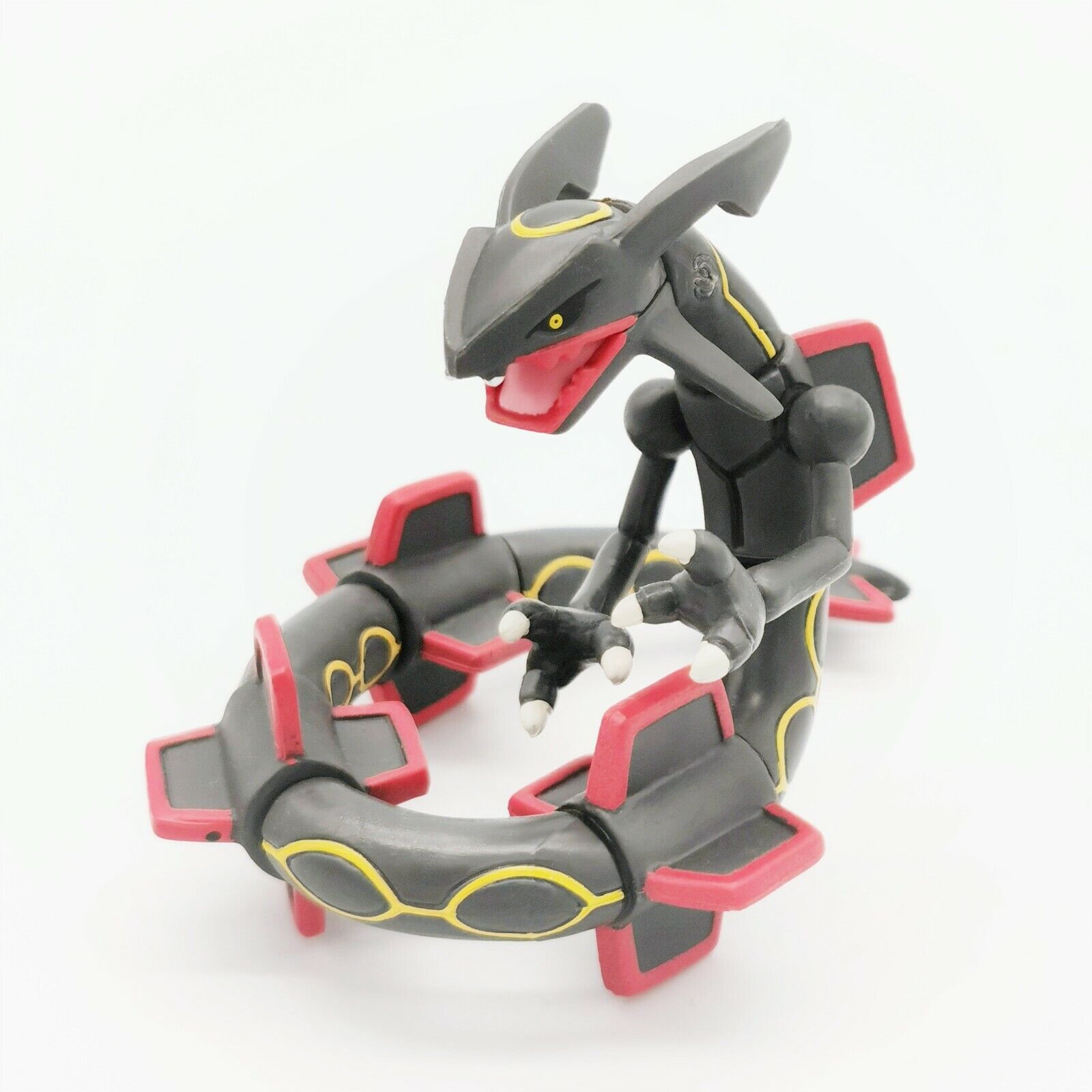 Shiny Rayquaza - Model Kit