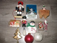 LOT OF 12 ASSORTED CHRISTMAS ORNAMENTS