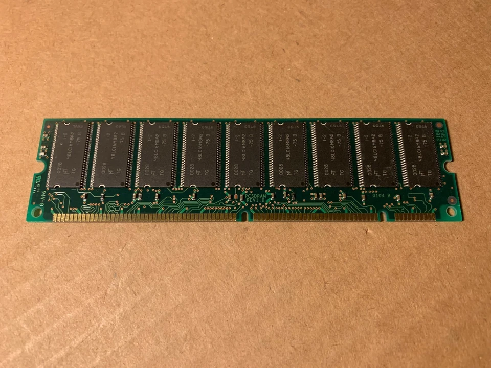 IBM xSeries 256MB 133MHz ECC Unbuffered CL3 168Pin DIMM Memory 33L3084 / 33L3278 - Image 3 of 3